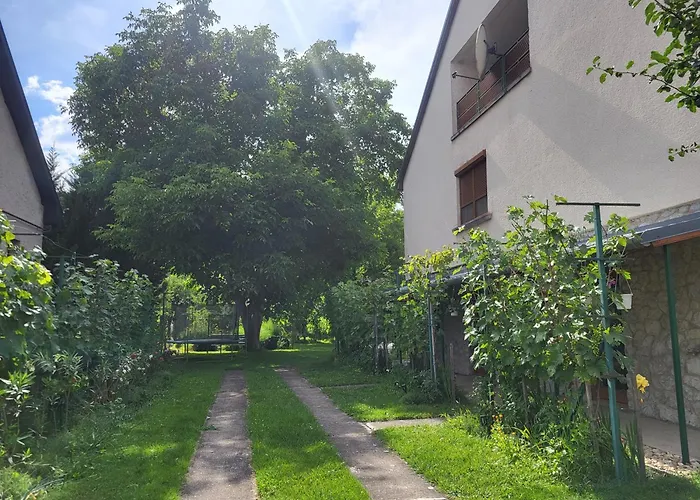 Farkas Piroska Vendeghaz Semesterbostad Bogács